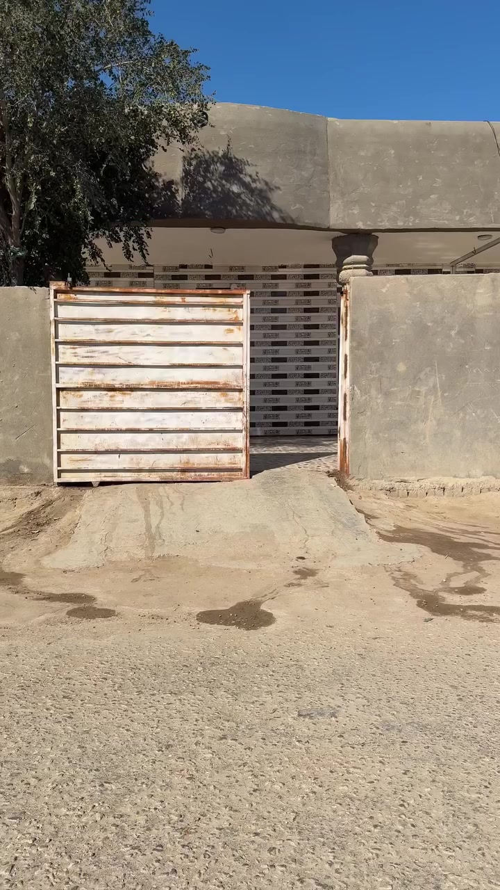 يالله
صيام مقبول وإفطار شهي ان شاءالله 

يعلن مكتب الوسام الذهبي عن وجود دار للبيع 

طابو زراعي سند حديث 25

مساحته 250م

طابو زراعي سند حديث 25

تفاصيل الدار 

غرفتين وكليدور ومطبخ وصحيات واستقبال 

طابق واحد واضح كدامك بل الفديو 

العنـــــــــوان 

حله بابــــــــل

خلف معهد أبي غرق 

السعر 75

تفاصيل اكثر مراجعه المكتب أو الاتصال عل الأرقام الموجوده في المنشور 

***********

***********
