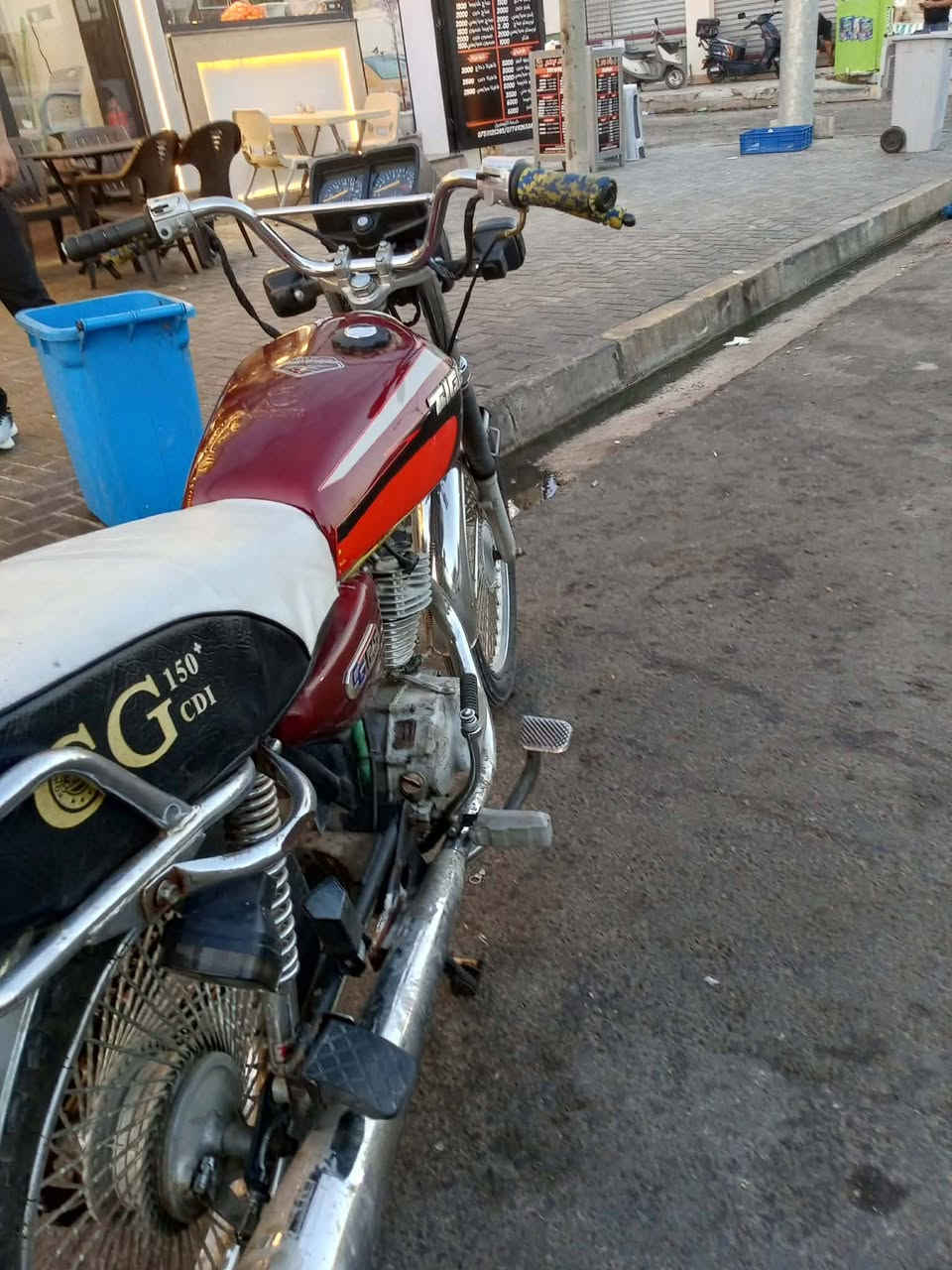 ماطور للبيع سعر 350 بمجال رقم هاتف ***********
