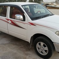 نيسان نافارا • ٢٠٠٩ • رقم دهوك