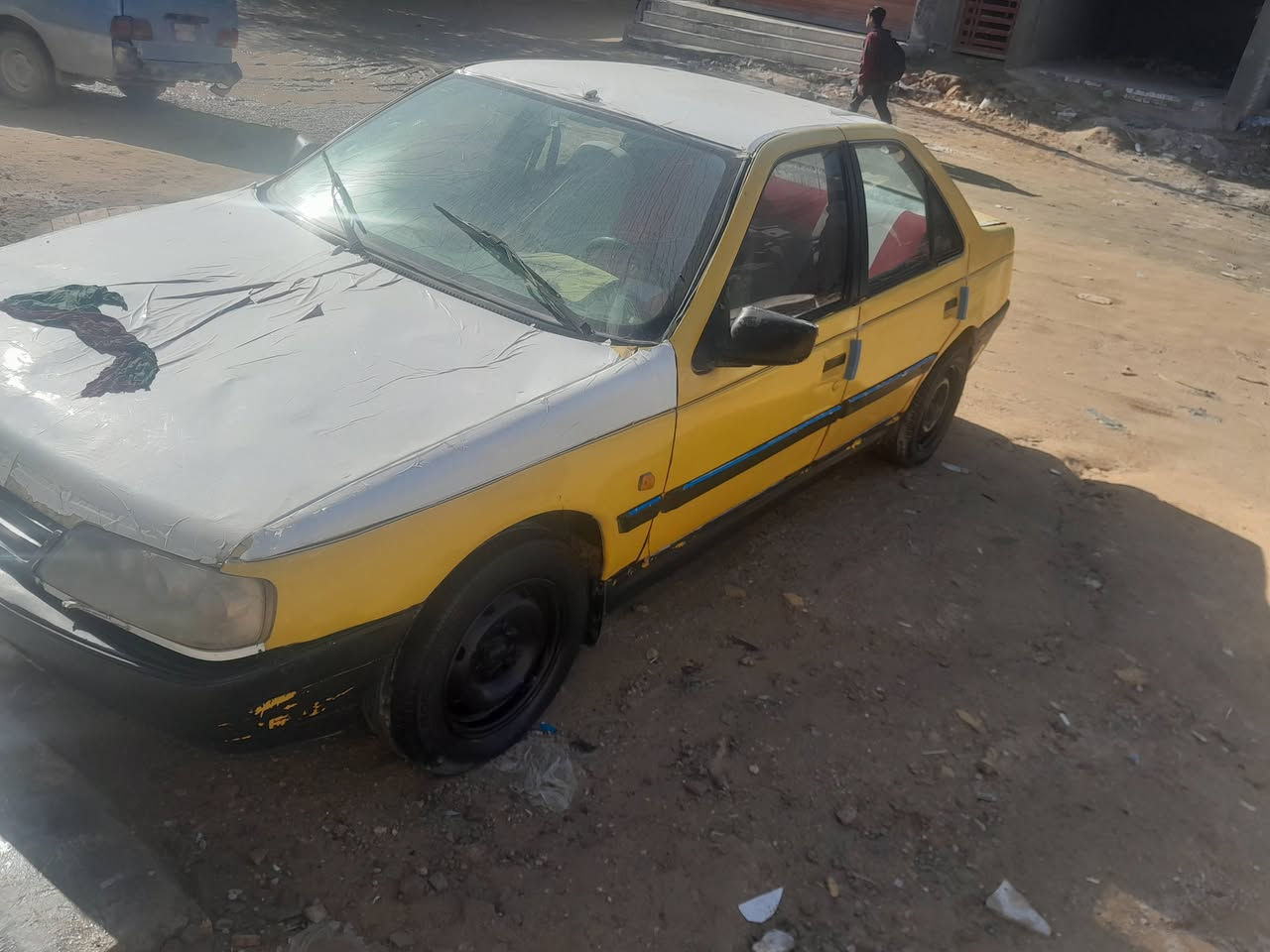 سلام عليكم بيجو روه مديل9مكينه وكير وحداديه وكهربايات جاهزه. ماوصل راعيه اتكفل سرقه مكان السياره نجف رقمي *********** السعر مليون وميتين وبيه مجال
