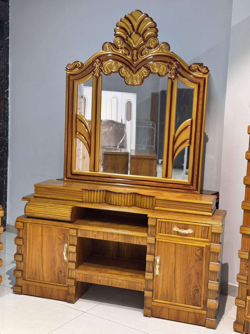 الان من #سيزر_مول 

غرفة نوم نجارة عراقية 🇮🇶

شغل متين وتصميم أنيق
تفصيل حسب الطلب وبجودة عالية

💰 السعر: 1,800,000 دينار فقط

للاستفسار مراسلة الصفحة او الاتصال 
على ***********_ ***********
