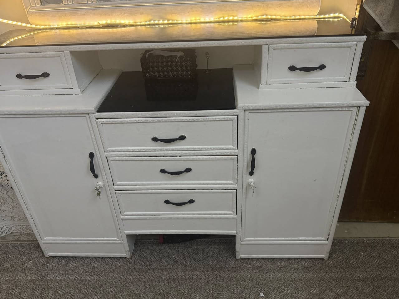 سلام عليكم
ميز مرايه خشب عراقي ابيض 
الجامات ﺎنـي مخليتهن اله تكدرون اشيلوهن ويصير كله ابيض


**إذا كنت صاحب هذا الإعلان وتريد حذفه لأي سبب، رجاءا أرسل رسالة إلى الدعم الفني**