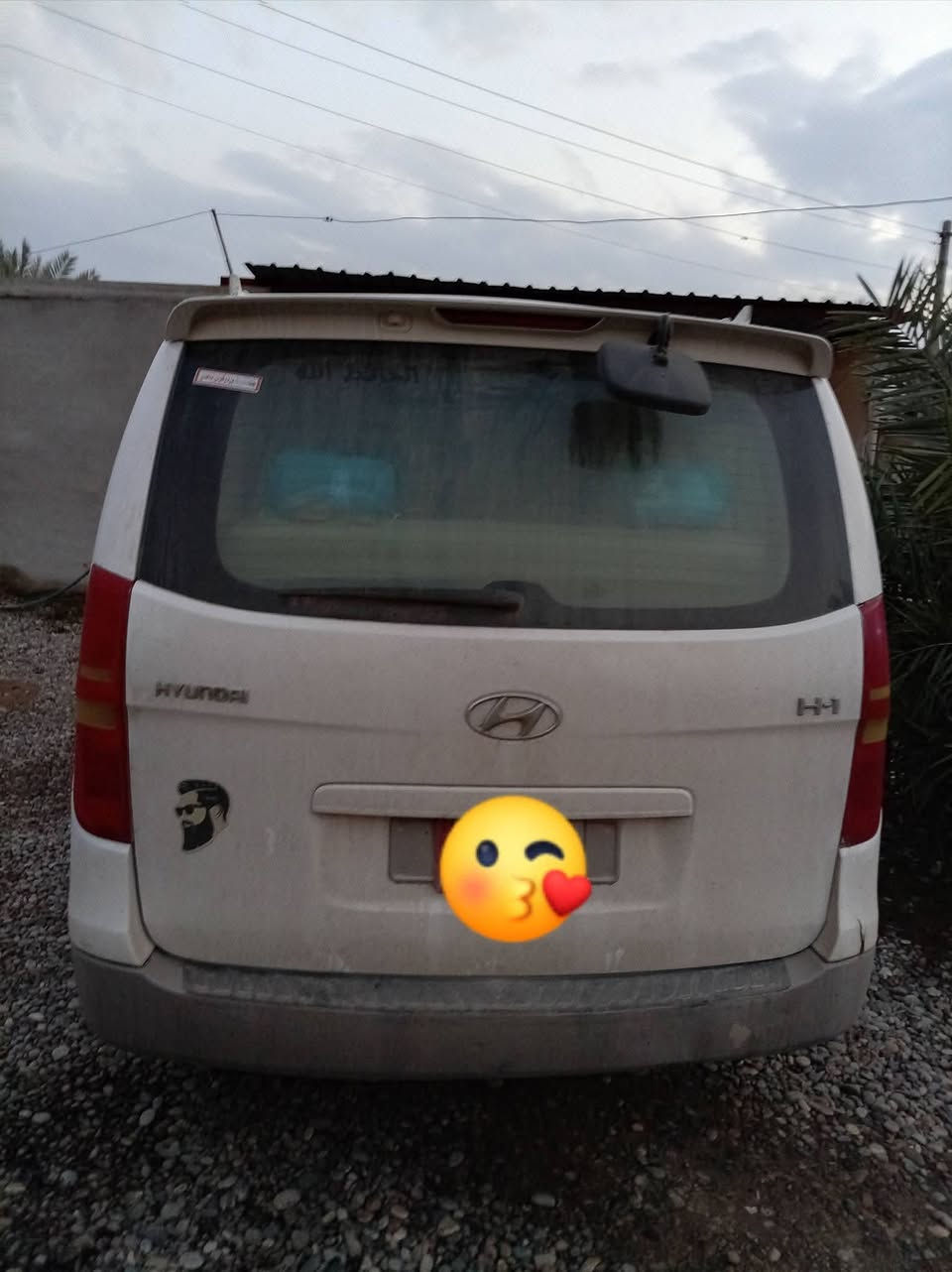 السلام عليكم استاركس 2013 للبيع
فول مواصفات رقم بغداد دولي باقية بس عل بصمة 
كير محرك اكسن كلو شرط سيارة جاهزة كبل عشقل 
ضرر ما بيها سيارة جديدة 
السعر اتصل ***********
