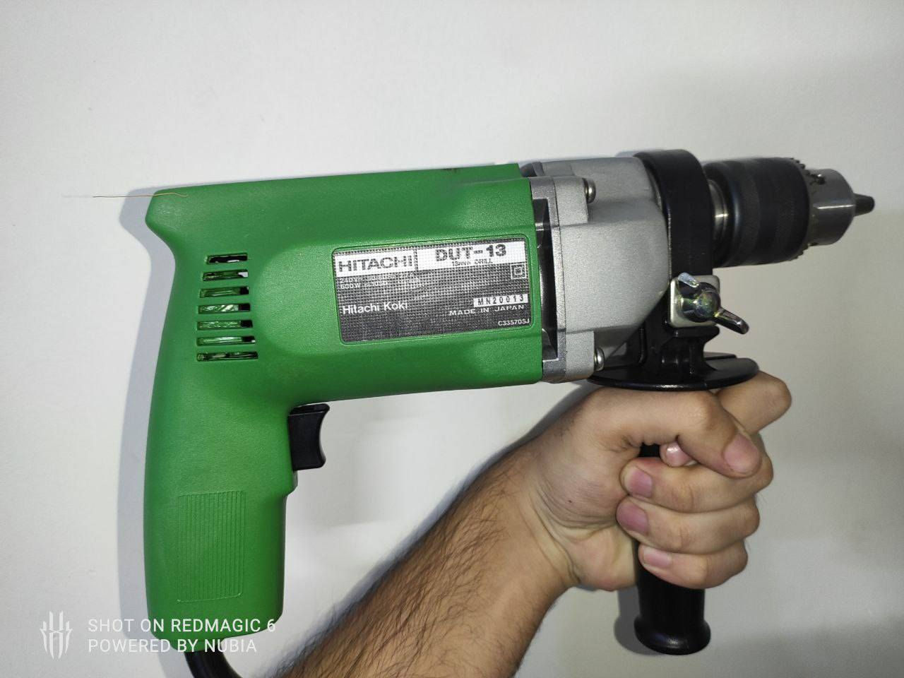 دريل DUT-13   هيتاشي ياباني اصلي(130 الف شامل التوصيل) استيراد مؤسسة ثمانينات 1050دورة بالدقيقة طوبة 13 ملم 600واط سرعة واحدة واتجاه واحد يوجد توصيل كل محافظات العراق للتواصل "السعر غير قابل للنقاش"***********
