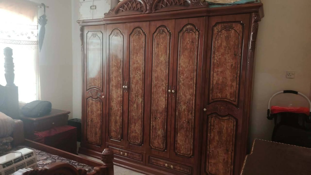 السلام عليكم 
غرفة تركية للبيع السعر ٥٠٠ ألف وبيها مجال العنوان حي الأمن 
للأستفسار أكثر خاص


**إذا كنت صاحب هذا الإعلان وتريد حذفه لأي سبب، رجاءا أرسل رسالة إلى الدعم الفني**