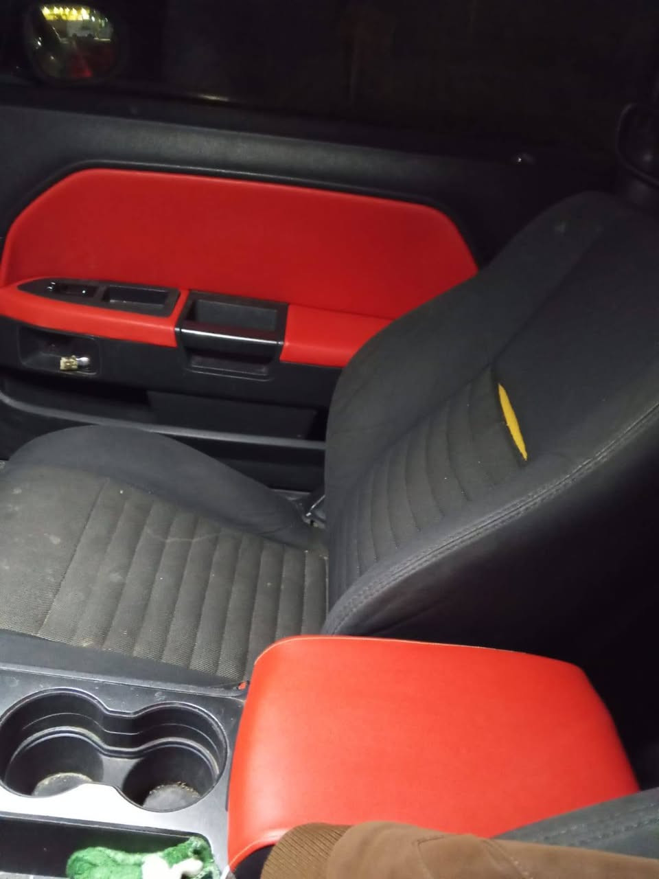 السلام عليكم
جالنجر جالنجر جالنجر
للبيع موديل 13 محدثه 21 سياره جاهزه من كلشي الصالنصات مزوده  الايت زنون الشوته مزوده بتنفس اصطناعي ولستيرن مال هيمي محدث شغال ومبرمج كامل محرك حداديه تدفئه تبريد تخم تاير كله جديد السياره مصبوغه عام للجماليه الضرر جاملغ مبدل فقط 
السعر 95 قفل
علمآ السياره رقم الماني دولي بصره ومسجله بسمي مداور ثاني
 يوم الي تعجبه يراسلني خاص


**إذا كنت صاحب هذا الإعلان وتريد حذفه لأي سبب، رجاءا أرسل رسالة إلى الدعم الفني**