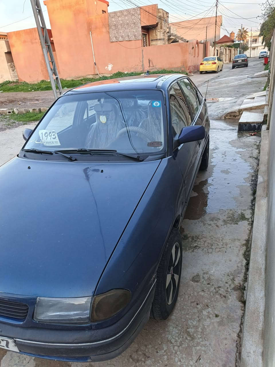 استره .. موديل 92  نظيف غرفه جديده بدون طخه 
رقم جديد ***********
