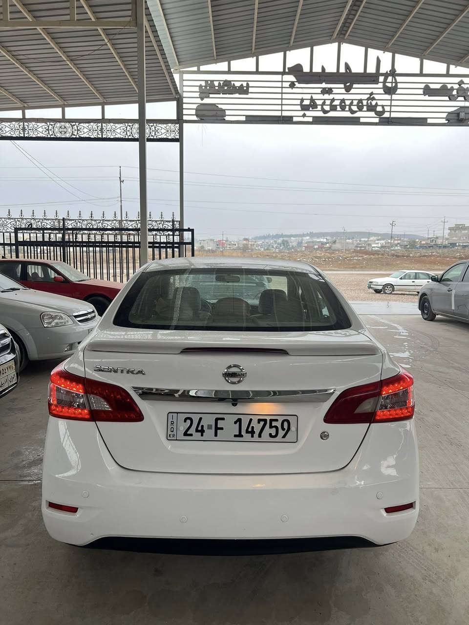 نيسان سنترا خليجي ٢٠٢٠ بي بوياغ ته نها شوخته كى هه يه له ده رگاى سايق ١٦٨ كم روشتوه رقم دهوك تحويل وكاله به شه رت شاشة بيلادي و حساسي دواوه سعري ١٢٣ ورقة شوين به رده ره ش ***********
