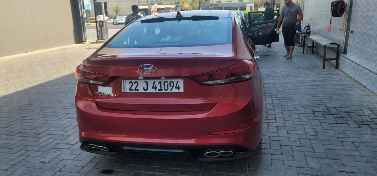 السلام عليكم الانتره موديل 2018 وارد امريكي رقم اربيل الجديد  حادثه بنيد فقط بدون دواخل بدون ايرباك مكينه دوش كير ايتي صدر امامي وخلفي جديد كلش السياره جاهزه كل نقص مابيه السعر 124بيه مجال مجال مكان السياره بابل ***********
