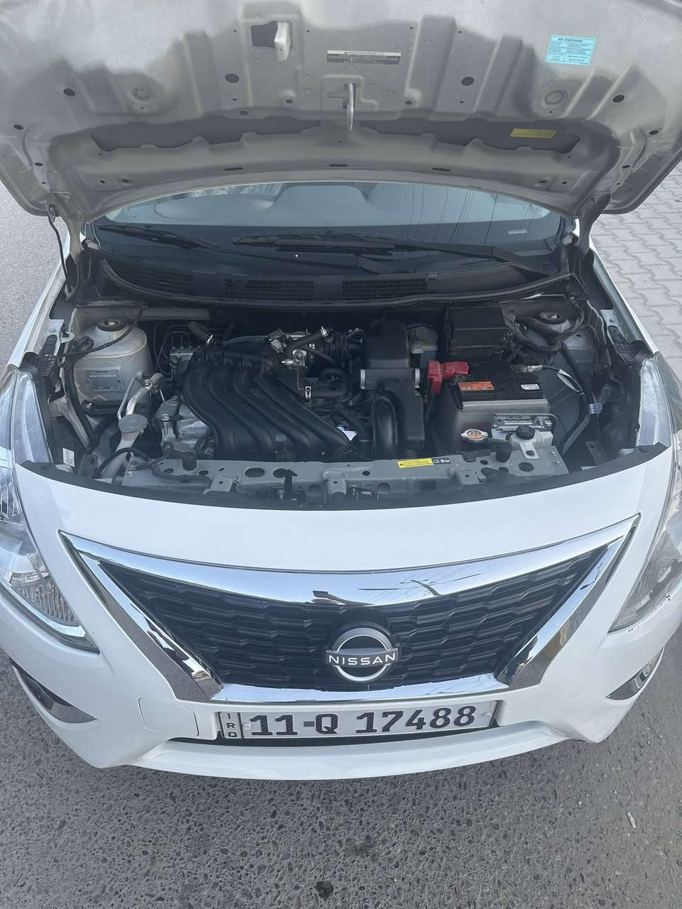 السلام عليكم
نسان صني هندي  ضمان السور
موديل2024 بيه رصعه بلباب وبلجاملوغ ماشيه 61 مواصفاتهه مروفه شاشه كبيره ونتحكم ستيرن 
مكانهه بغداد
السعر120$
***********
