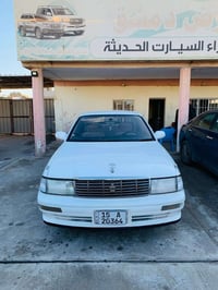 للبيع بطه رقم أنبأر دولي سنويه لل29  كير محرك بطه2500شرط صدر تخم تاير ...