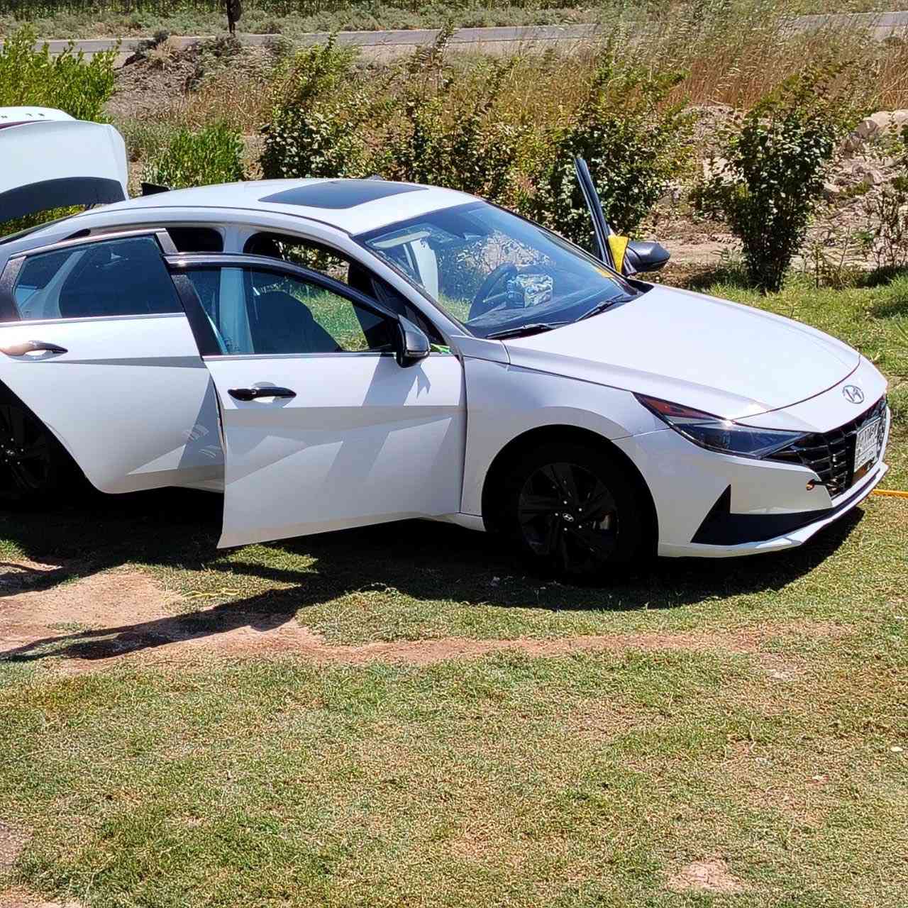 النترا ٢١ واردة امريكي معوقين وكالة عامة مطلقة محرك ٢٠٠٠دوش  سونارها بالصور
بيع أو مراوس
فول مواصفات واحد على واحد 
رادارات 
تحديد مسار 
اوتو
شاشه 
فتحه سقف 
سستم صوت 
هاند بريك بصمه 
تشغيل عن بعد 
شحن لاسلكي
اشاير بلمري 
ترحيب عن بعد
كشن كهرباء تبدفئه تبريد كشنات 
فول مواصفات 
السعر ١٣٦ وبيها 
المكان واسط /صويره / ناحية الشحيمية
***********  وتساب
