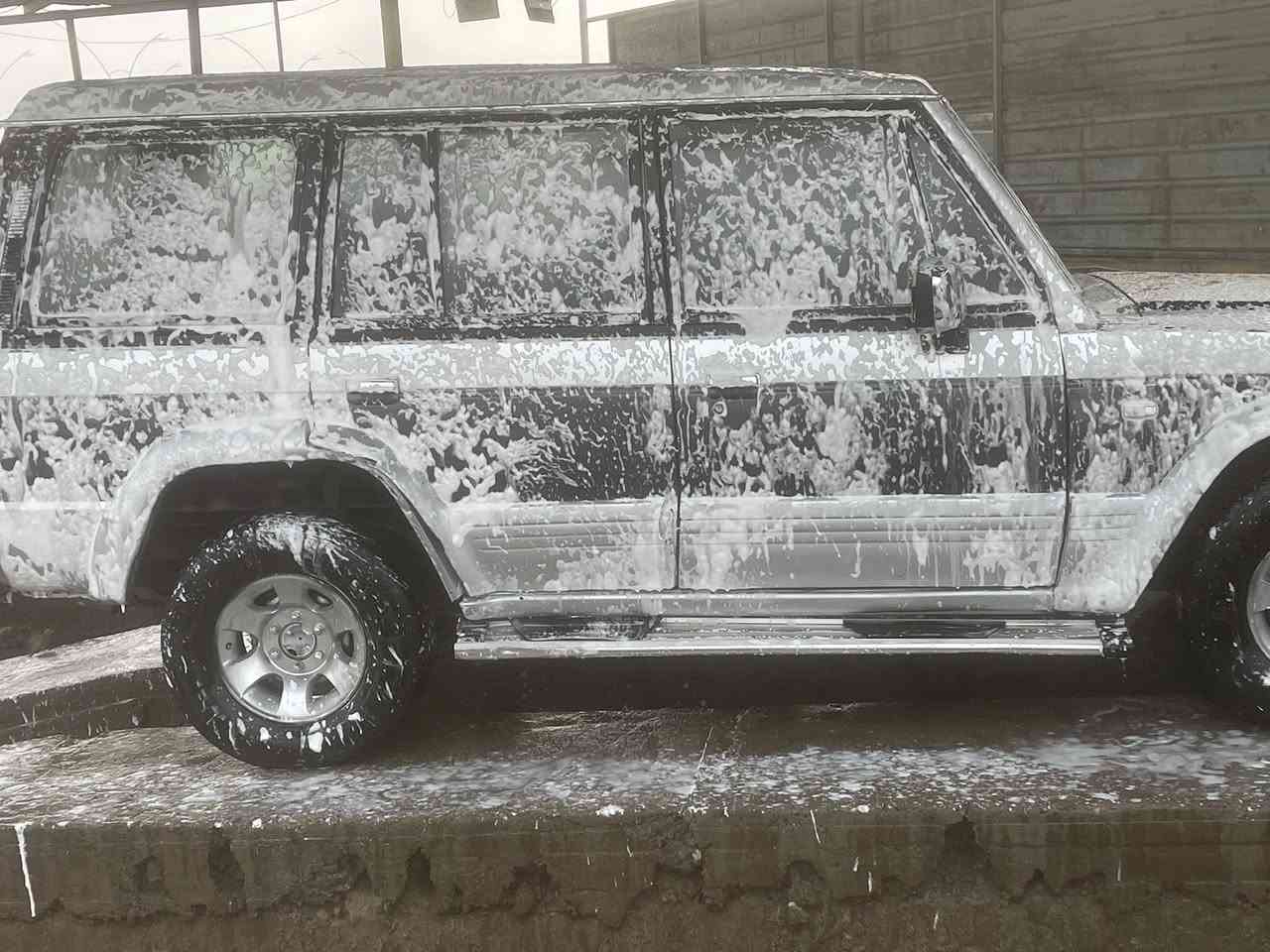 السلام عليكم كالوبر للبيع 
كير محرك شرط نشاط فول 

صدر جديد 

دبلات جديد 

تايرات جدد 

كهربائيات كلها شغاله 

سياره ما ناقصها شي 

السعر ( 22 ) وبيها مجال قليل حك الجيه

للتصال ( *********** )
