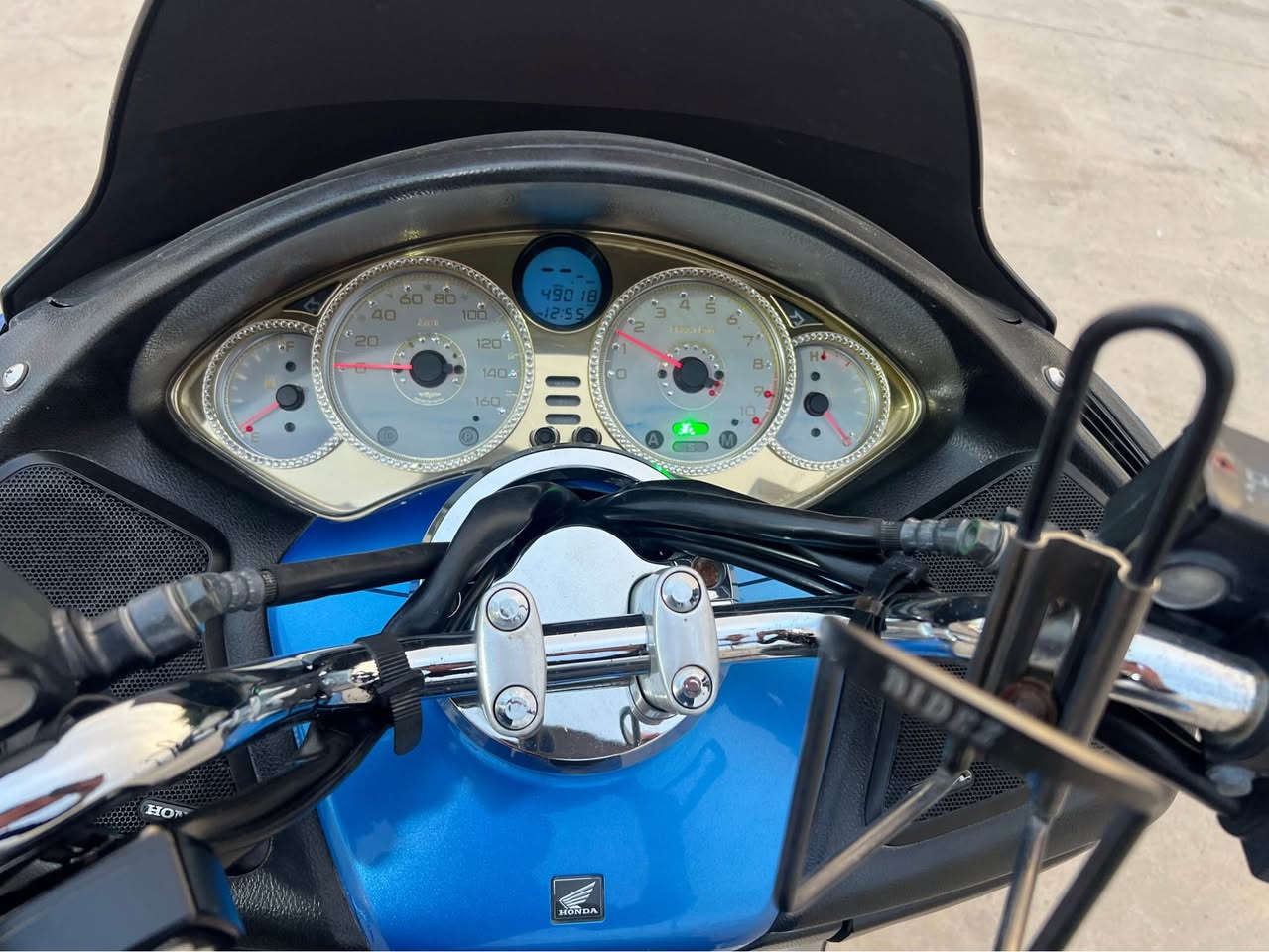 ماشاءالله 
كير 7 تحويلات رمبه كلشي تركيب خارج شوته صالنصه رياضي 
الصور نفس الواقع *********** كركوك, العراق
