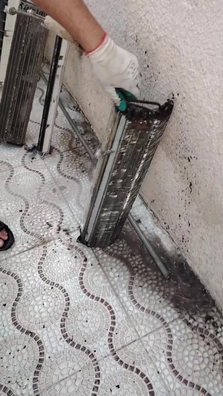 السلام عليكم ورحمة الله وبركاته
مع قدوم موسم الصيف 💥💥

يتوفر في ورشه الأخوين

نصب وفتح السبلت

فتح وغسل وشد

صيانه

فحص الغاز و فاكيوم

وتصليح كافه الأعطال

وبسعار مناسبه جدا

حماده المهندس ***********

الكابتن علوش***********

فقط اتصل
