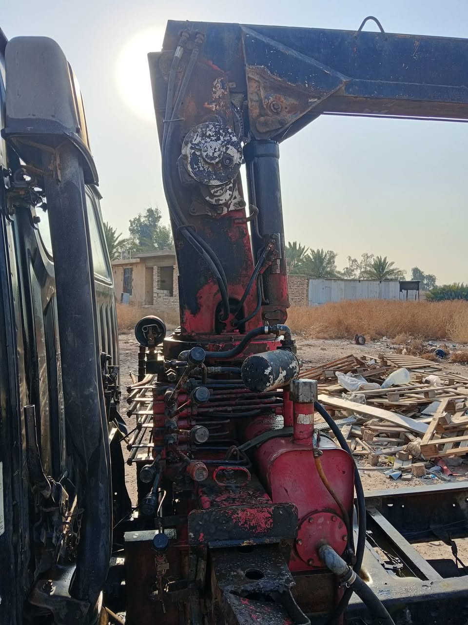 السلام عليكم كرين للبيع طنين ونص سلايتين ***********
