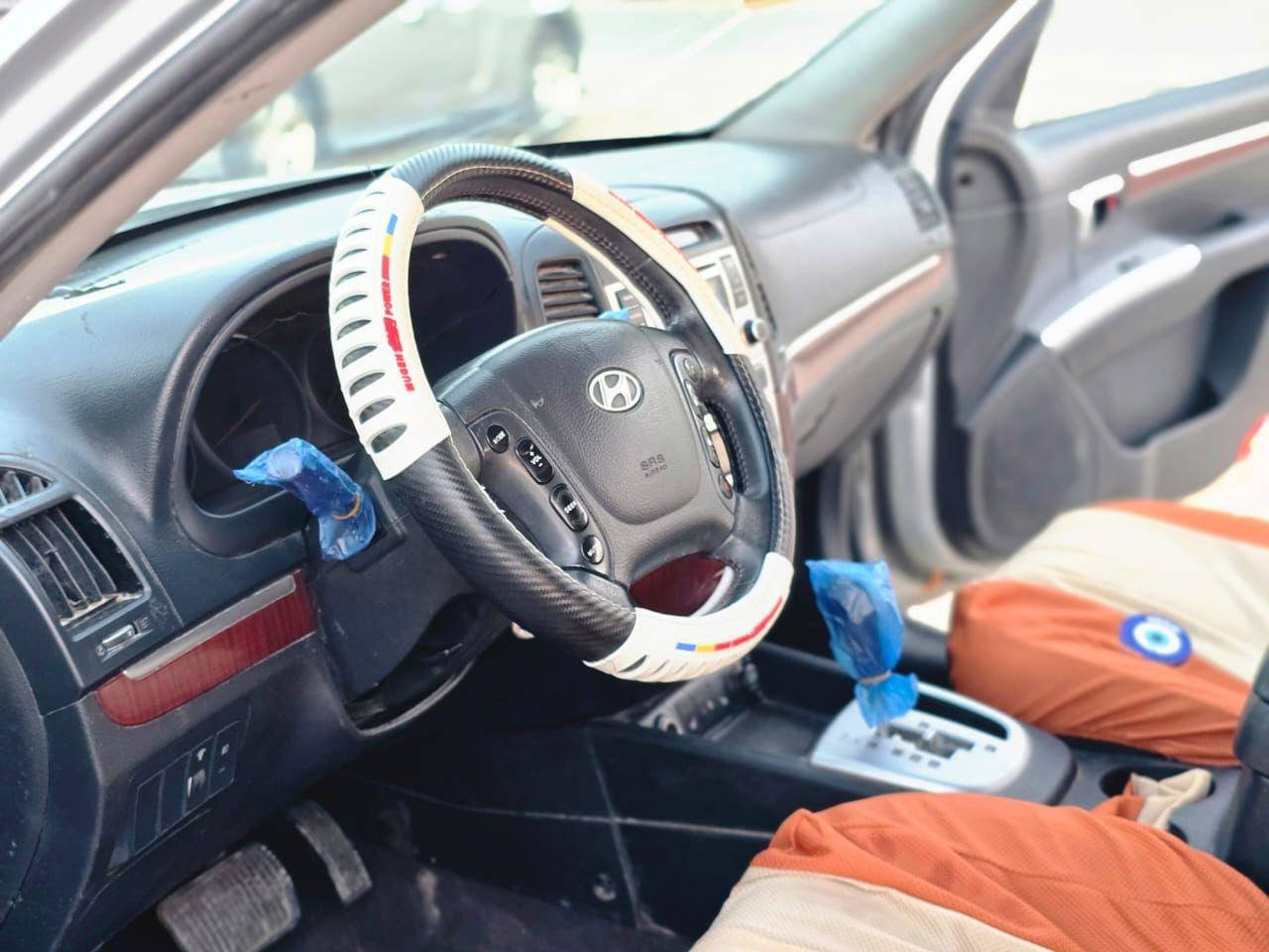 سلام وعليكم سنتافي ادوات ادوات ادوات (كصه جنطه ) السياره كاز اصل كير مكينه مكفولات حداده 80 بلميه متوم وكامل ارقام وسنويه. بيه حصه باي محطه تفوت تفول  بدي جديد دواخل جديده الشياره ما متعوبه حلوه وجديده 

مكان السياره بصره …..
السعر 55 وبيه مجال 
***********
