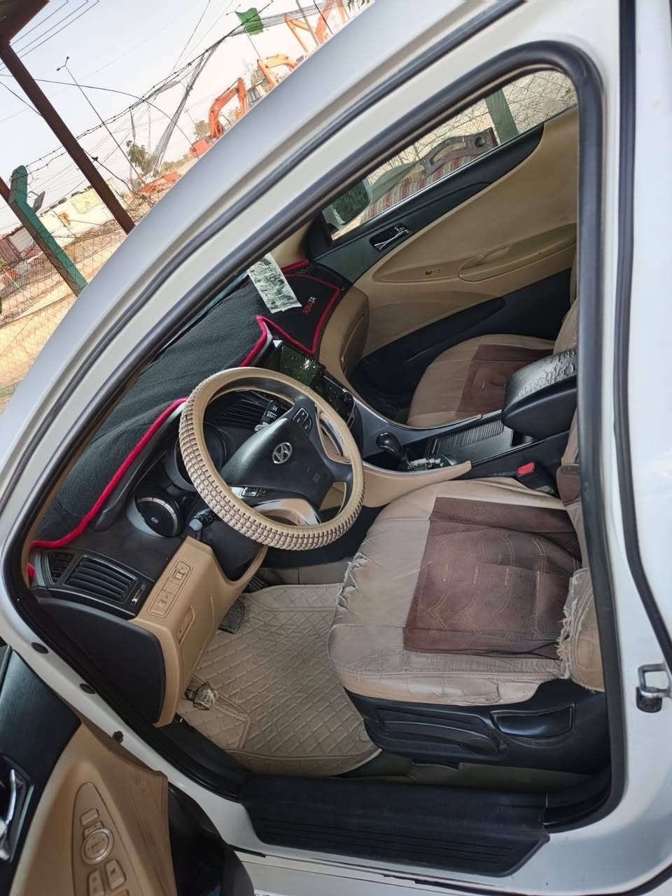 سوناته ١٢ خليجي بغداد تحويل محركه ٢٤٠٠ سونار معه المنشور العنوان ذي قار الرفاعي السعر ٩٢    ***********
