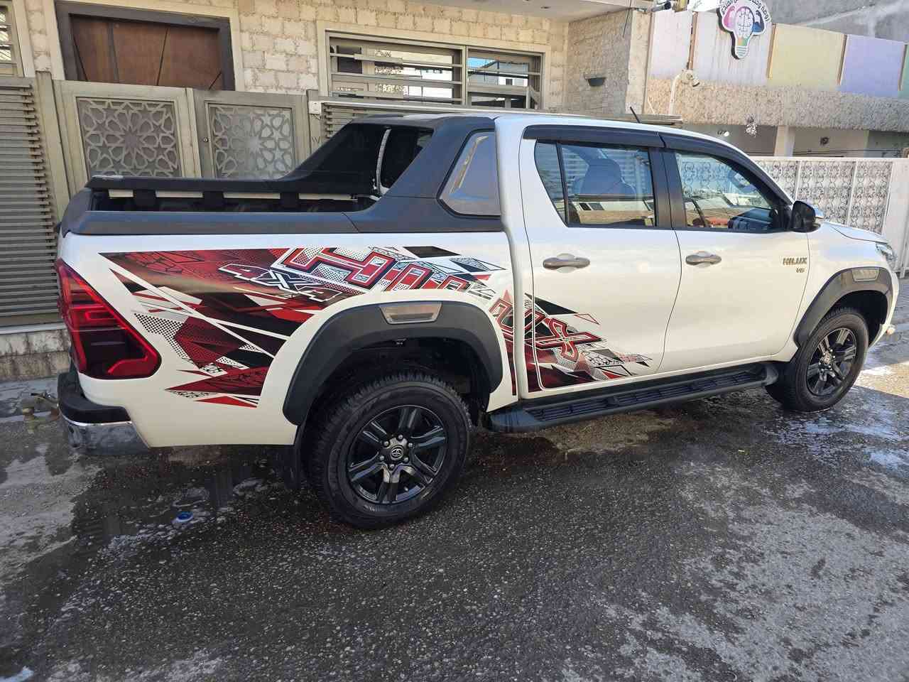 بيكب موديل 2021جديده جدا  ماشي 52الف trd محرك سته اسنلدر كويتي سيد نهرو مذهبه وحساسات امامي وخلفي اصلي بالدشبول يطلع السياره عل وصع الشركه تايرات اصليه بعدها بيها وممبدل بيها شي رقم بغداد بسمي مكانها بغداد سعر33000$
مكفوله من كلشي
***********
