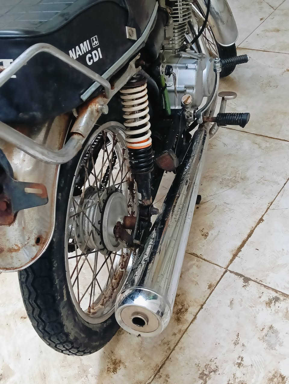 دراجة نامة أدوات مفتوحة بدلت كرنك وكرايم شفت ومطارق عوزها بس فيلسة كلچات جديدة دراجة خير من الله السعر 450 وبيها مجال قليل أبو 300 خليهن مصرف إلك


**إذا كنت صاحب هذا الإعلان وتريد حذفه لأي سبب، رجاءا أرسل رسالة إلى الدعم الفني**