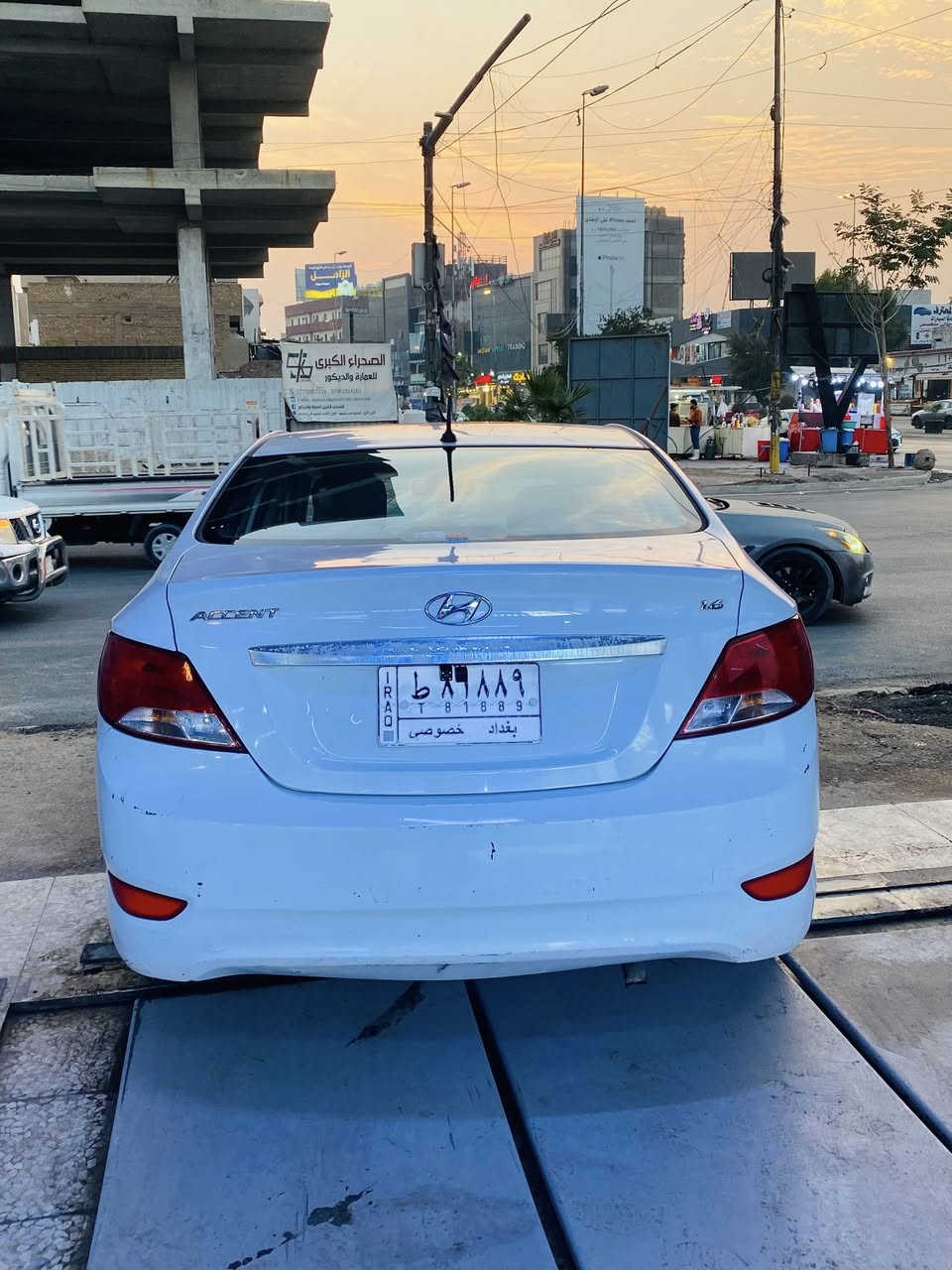 كسنت 2015 خليجي سنويه بأسمي
محرك 1600 (دوش) المرغوب
كير ومحرك بحاله جيده
حداديه جيده
تبريد
باتري
بلوتوت
اشاير بالمري
تحكم جهتين
السياره ما ناقصها شي الحمدلله 
بيهة بعض الملاحضات موجوده ب السونار
السعر : 110 ورقه وبيها مجال للشراي/ ***********بغداد /الكرخ
