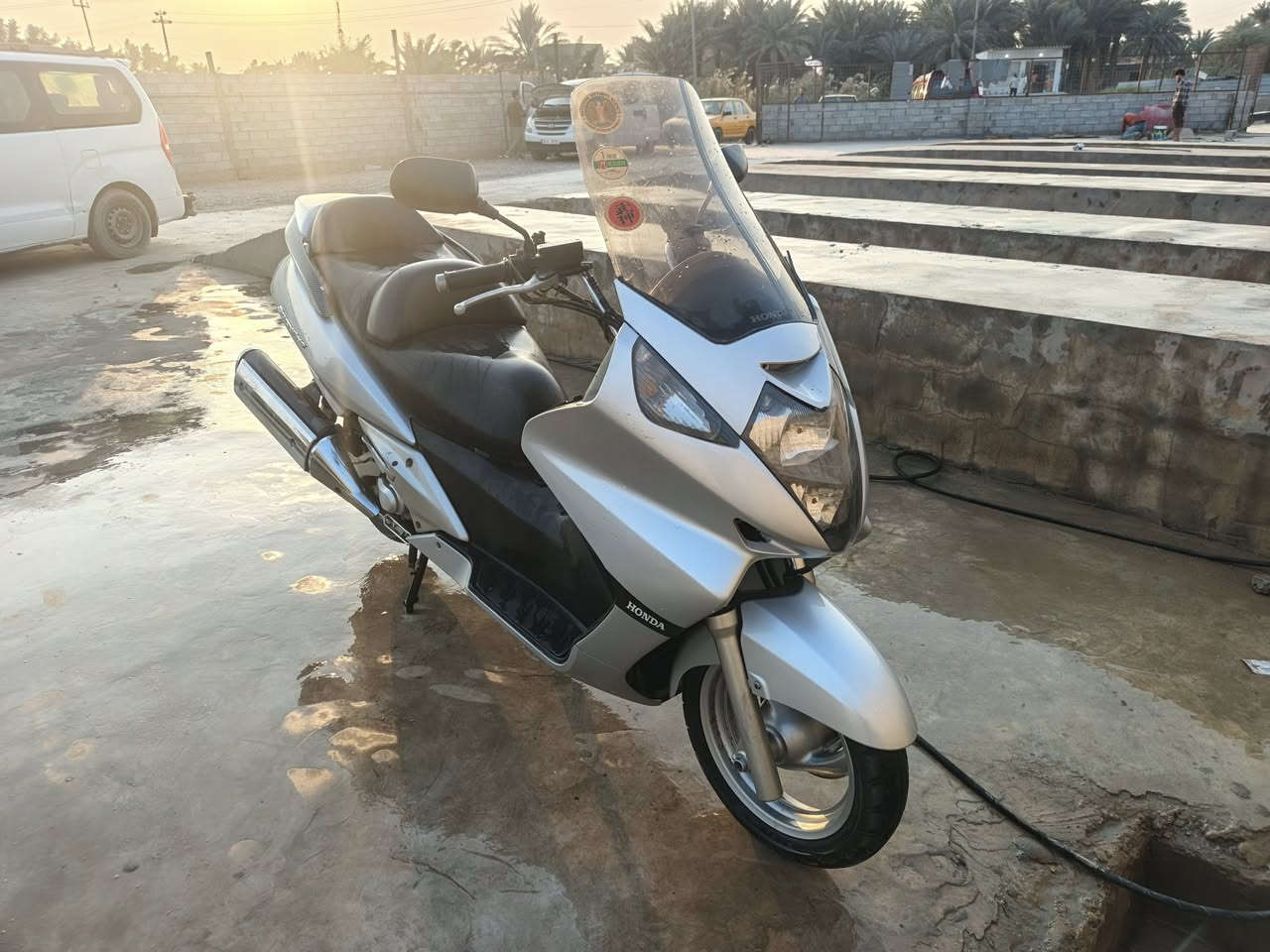 سلام عليكم دراجه سلفر ونج 600 للبيع الامكان الديوانيه قرب فلكه النسيج دراجه ماشيه 63 جاهزه تراي وين مي عجبك شرط تشك الكاع سعر 15 قابل التفاوض اتصل وتدلل ‏‪***********‬‏
