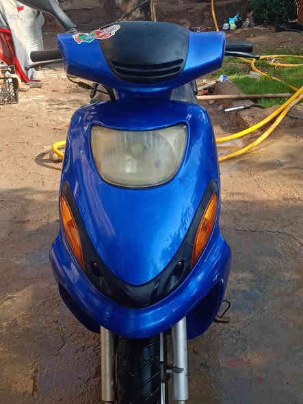 سلام عليكم دراجه للبيع شغاله ناقصه بس باتري وجوزه سعر خاص هذ رقمي ***********بي وتساب خاص ما متواجد بس وتساب
