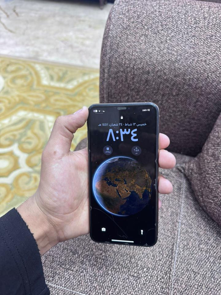 سلام عليكم اكس ماكس بطارية 77🔋ذاكرة 64 جهاز ما مفتوح ولا مصلح فقط الضهر مكسور السعر 150 مكاني بغداد للاتصال 📞***********
