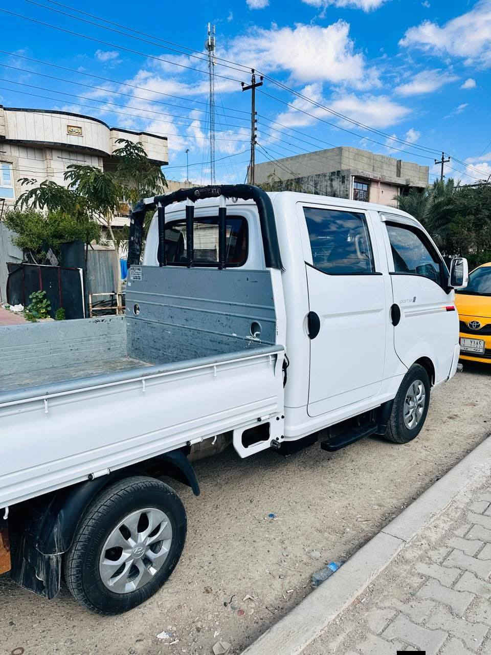 السلام عليكم
من رخصت الادمنيه
للبيع والمراوية
كيا هونداي بورتر دبلو موديل 2020  شرط التحويل سنوية ورقم اجنبي دولي مشروع وطني مكفوله كفاله عامه من الدعاميه للدعاميه محرك بشرط كيراوتماتيك وبشرط المواصفات يسموها فول وربع كشن جلد تدفئه وتبريد بلكشنات زائدتدفئه بلستيرن والمري رادار تحديدمسارقيادةذاتية
وتحكمات بلستيرن نظام القياده  ونزلاق ومرايات كهربائية  وطخم تاير جديد اصلي
بعد بيها مواصفات للبيع ومراوس حسب القناعات والاتفاق كركوك قضاءالحويجة 
***********
***********
