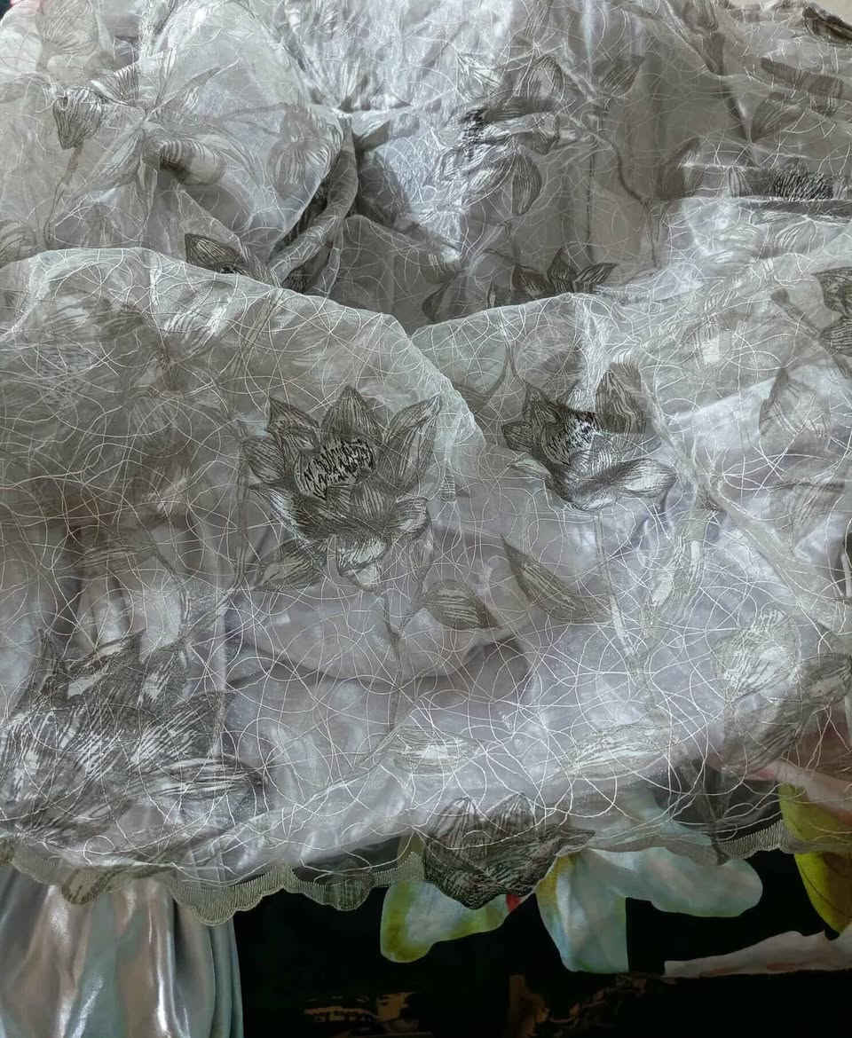 بردات عدد 4 قطع 
2 قياس 4,50 متر
1 قياس 2,40 متر 
1 تور قياس 3,70 متر
سعرهن كلهن ٣٠٠٠٠ الف


**إذا كنت صاحب هذا الإعلان وتريد حذفه لأي سبب، رجاءا أرسل رسالة إلى الدعم الفني**