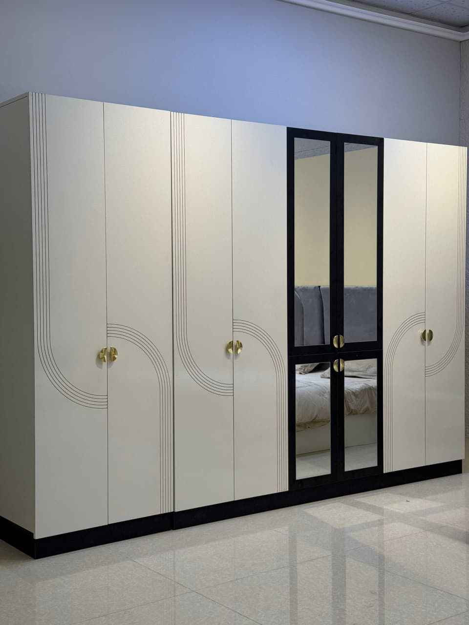 غرفة نوم ناز ابواب 7 قطع معمل اصلي درجة اولى📢

نفس الصورة بالضبط💯
برغي وجوي حديد
سرير جك خزان 
نرمايد هيدروليك 
سكك ثلاث مراحل  
متوفرة بلون كريمي
كنتور 6 باب قياس 225سم✅
ملحق كنتور 2 باب 75سم✅
سرير 180*200✅
كومديات عدد 2✅
ميز تواليت✅
مراة قيافه✅
 
السعر  890 الف 

توصيل بغداد مجانا 
اطراف 20 الف 
محافظات 75 الف بغداد, العراق


**إذا كنت صاحب هذا الإعلان وتريد حذفه لأي سبب، رجاءا أرسل رسالة إلى الدعم الفني**