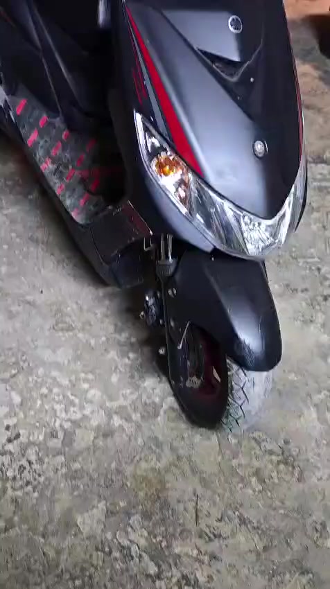 السلام عليكم دراجه جي تي ار ياباني للبيع التفاصيل بل فيديو السعر 1500وبيهه مجال لشراي اليريد يتصل ***********
