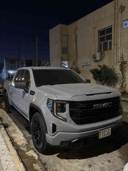 السلام عليكم للبيع GMC Sierra Elevation 2024
جمسي سييرا الڤيشن الوحش الامريكي🛑🛑🛑🛑
انظف سيارة بالعراق بجم كبس بدون ايرباك🛑🛑
حادث خفيف صور الحادث مرفقة داخل المنشور🔥
***********
باب طويل بدي قصير المرغوب
مكينة 8 سلندر 5.300 المرغوب
كير تعليك المرغوب 10 نمر 
القوة الحصانية 355🔥🔥
موديل 2024
بجم كبس 🛑🛑🛑
بدون ايرباك السيارة 🚫🚫
ماشية 28الف كيلو بعدها جديدة 
الكير والمحرك كفالة عامة 
صدر امامي خلفي جديد
مواصفات 
رادارات ورادار أمامي 
رادار فرملة طوارئ ‼️ 
رادار تنبيه أمامي 
شاشة مقاس 13.4 انش وعدادات سرعة ديتجل 12.3 انش
شاشة تدعم apple carplay و Android auto لاسلكي 
‏ LED اشارة LED نهاري 
هيتر استيرن
هند بريك بصمة 
صندوك كهرباء
شاشة متصلة الشكل الجديد 
تحكمات ستيرن جهتين 
كشنات كهرباء 
تبريد قطعتين 
انظمة قيادة Sport -off- Road normal 
كامرة خلفية دوارة 
كشنات خزن 
منافذ Type C شحن 
وبعد بيها هواي مواصفات معروفة ما ذكرتهن
السيارة مابيها اي نقص رقم شمالي شرط التحويل او الوكالة
الضرر جانبي بسيط صبغ ربع الباب وربع الجاملغ الخلفي جوة قبغ البانزين بدون تبديل 
مكان السيارة تكريت
السعر415 وبيها مجال السيارة حيل جديدة احلى من الصور
