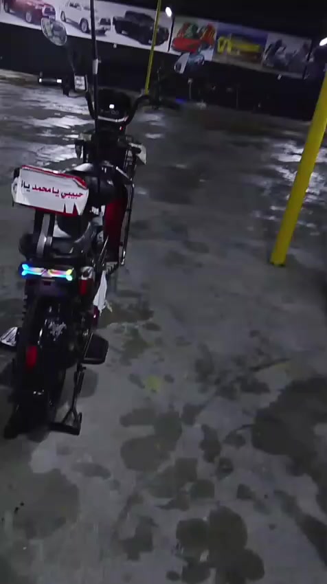 مطور شحن للبيع حجم 20 بطاريات شرط فحص تفاصيل على رقم 
077 651 63291
