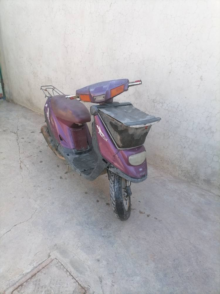 عندي مطور البيع شغل سعر ٩٠  مكاني حي صدم غير متواجد على فيس رقمي ***********
