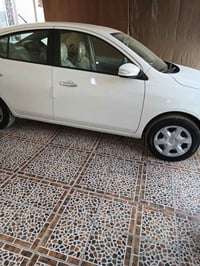 للبيع نيسان صني موديل 2025على وضع شركه زيرو ماشيه 31الف استخدام شخصي م...
