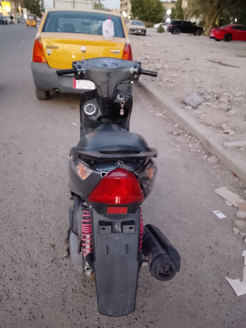 دراجه للبيع كامله مابيهه اي نقص محرك مكفول ناعم شلعه ومعدل حلوه كهربائيات كلهه شغاله كيج بانزين كيج سرعه شغال لايت عالي ناصي اشاير كلهه شغاله كفراتها اصلي مختم دبلات شغاله طسه ناعمه كلش دراجه كامله مابيهه اي نقص مكاني بغداد الشعله شراي اتصل مامتواجد على نت ***********
