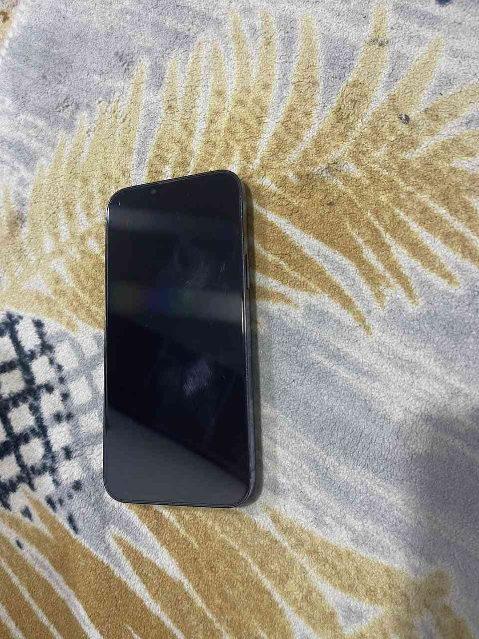 جهاز آيفون بروماكس أمريكي لون بحري  ذاكره 256.    بطاريه 88جهاز نضيف بس بي كسر بلظهر  سعره 750 

رقم هاتف ***********. موجود وتساب
