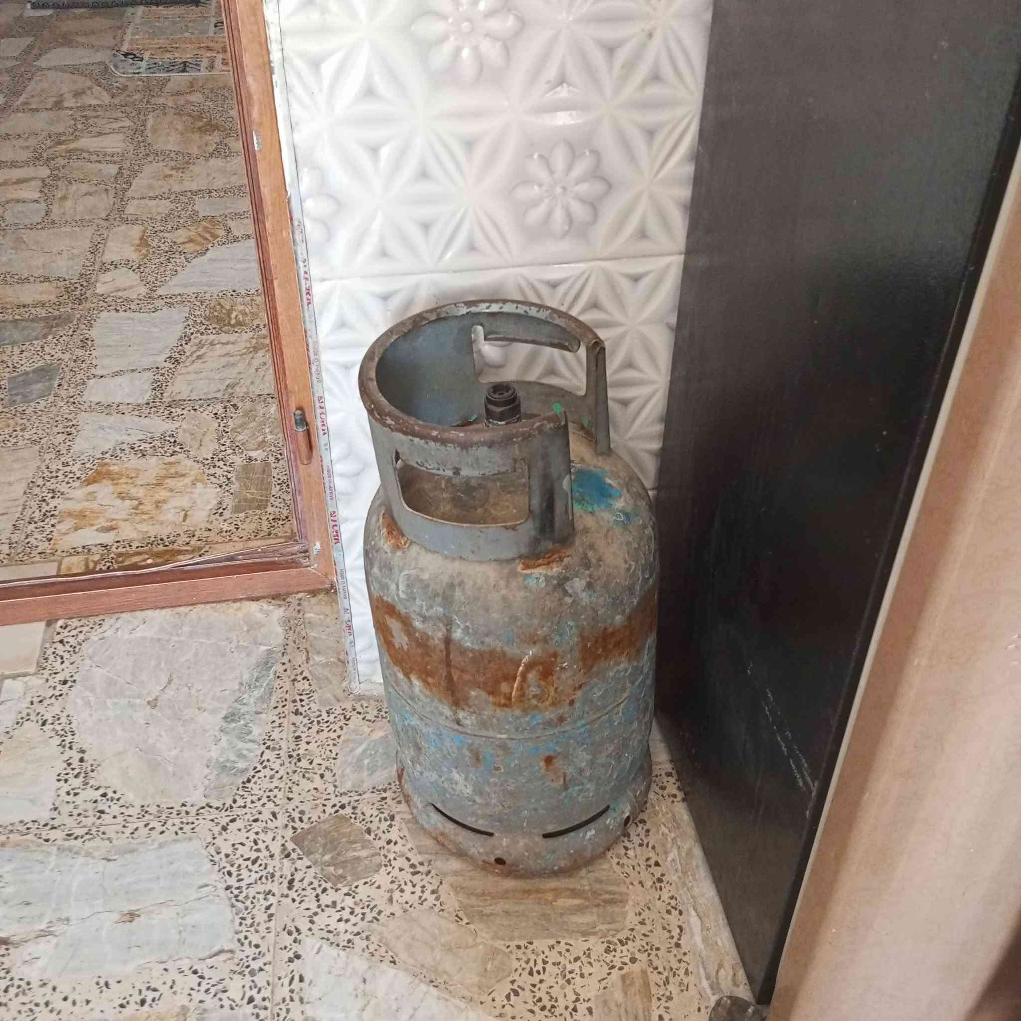 🔹🔸اكو خدمه توصيل بكروة 🔹🔸
اغراض بيت نضيفات جدا مكاني بغداد حي الجهاد 
الاستفسار ع خاص


**إذا كنت صاحب هذا الإعلان وتريد حذفه لأي سبب، رجاءا أرسل رسالة إلى الدعم الفني**