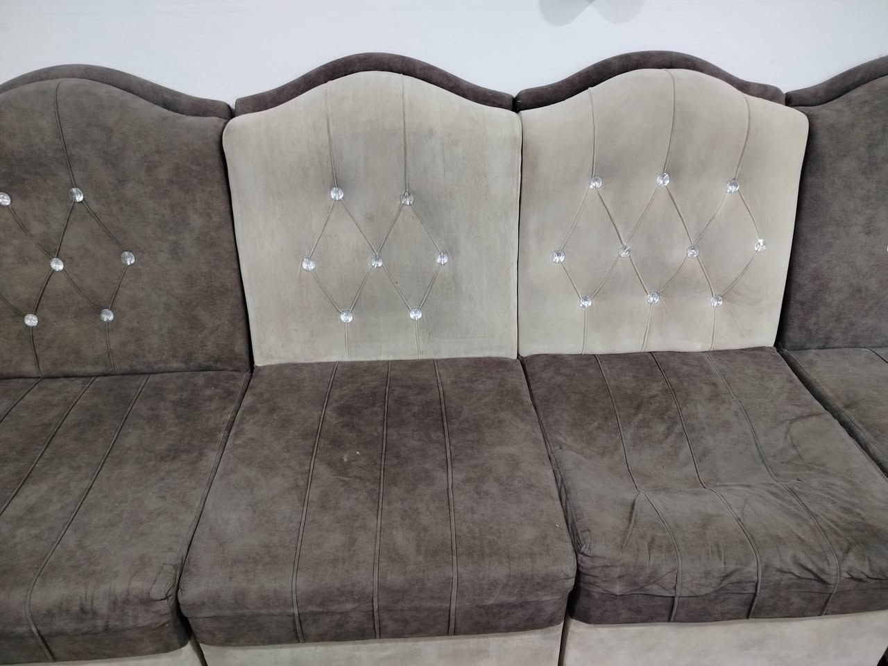 ديون للبيع السعر عالخاص


**إذا كنت صاحب هذا الإعلان وتريد حذفه لأي سبب، رجاءا أرسل رسالة إلى الدعم الفني**