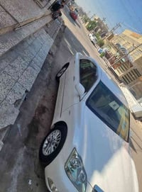 شاهينه ٢٠٠٥ دكمتين شاصي ٨٠ ماشيه ٩١ سياره جديده رقم وسنويه نكليزي  ناف...