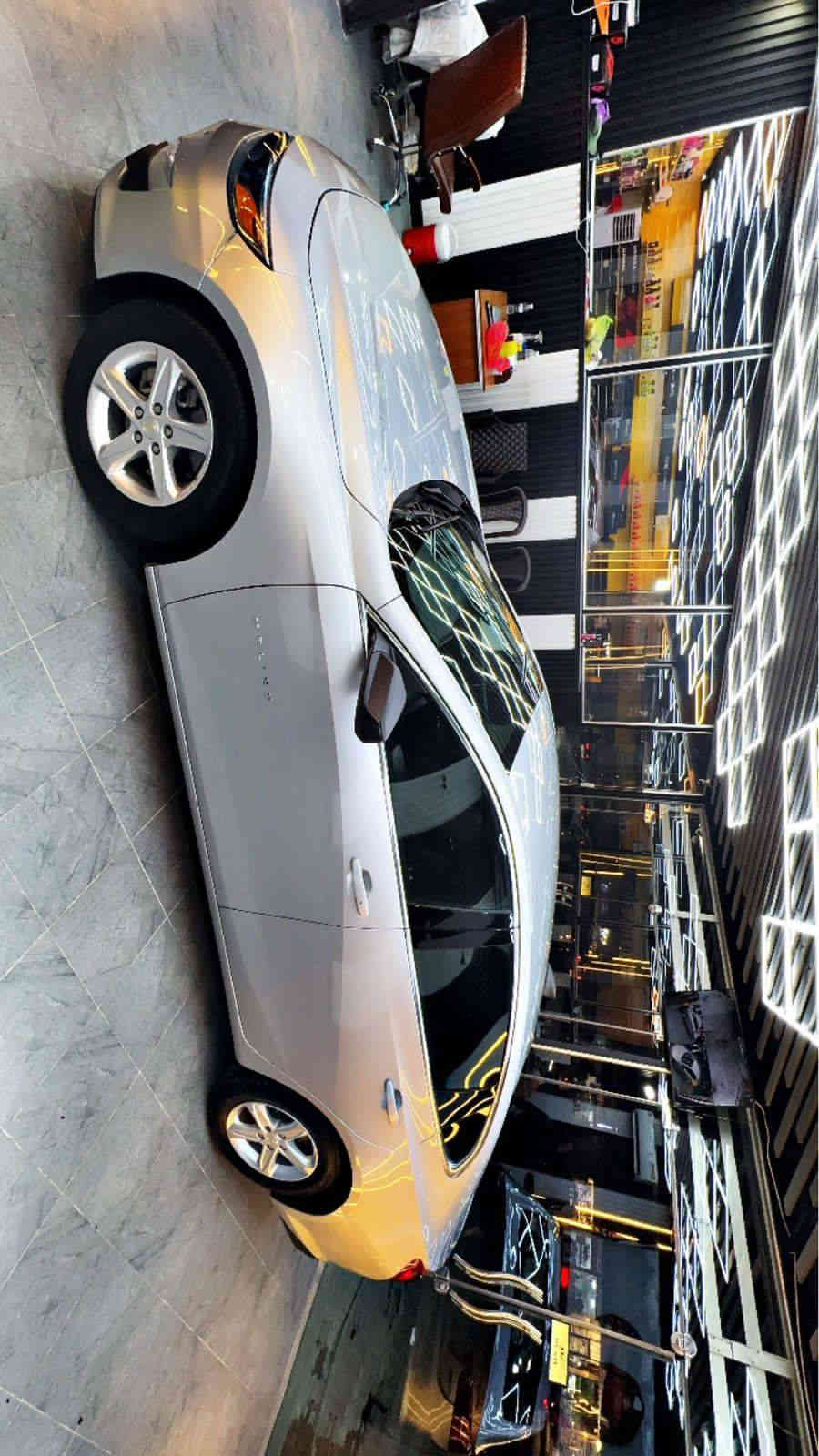 السلام عليكم 
للبيع ماليبو Lsموديل. ٢٢ سياره جديده جدأ. مابيهه لاحادث ولاصبغ فقط جاملغ بامريكه مفتوح وراجع نفسه والدعاميه  مبدله  بدون ارباك  سياره مال بيت ع ايدهم من الستيراد ممفتوح بيهه ولابرغي ع بلاد  غرفة لوك ماشيه ٢٧  رقم بغداد مميز كلش حلو . رقم الدوولي الجديد سنويه جديده

المكان بغداد حي العدل السعر ١٣٤ بيهه مجال بسيط  الاتصال ع رقم.  صور الحادث مع الصور 

‭٠٧٩٠ ١٥٥ ٤٤٢١‬ واتساب
