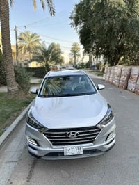 توكسان ٢٠٢٠ وارد امريكي  ماشية ٤٩ الف فقط  فول مواصفات عدا البنوراما  ...