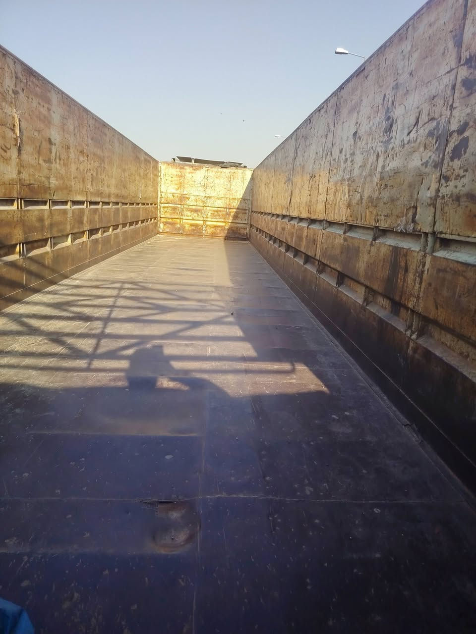 عربانه البيع حداديه خالد جنابي دنكير 14عربانه كل نقص مابيه جهازه لشغل مكان بغداد *********** سعر اتصال وتدلل
