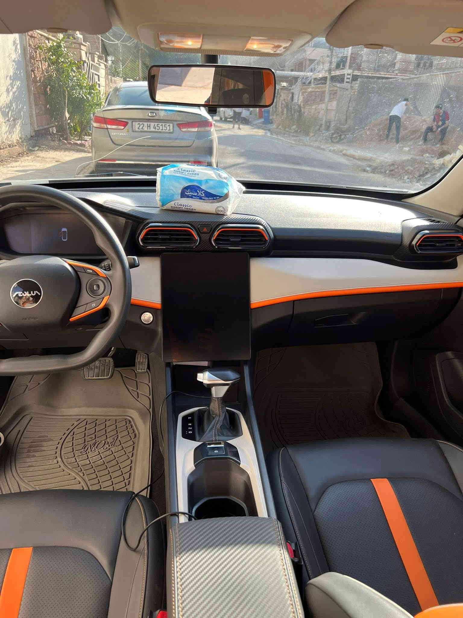 السلام عليكم للبيع دون فنك شاين موديل 2024 رقم بغداد بسمي حره
وكالة ليث العبيدي

سيارة بعدها بالضمان

مواصفاتها 

1_ بصمة تشغيل + دخول بصمه

2_ صندوق كهربائي بالاضافة مساحه تخزين كبيرة 

3 _ شاشة لمس كبيرة 

4_ تحكمات ستيرن

5_كامرة خلفية

6 مكينة 1500 تنفس طبيعي اقتصادية بصرف الوقود جداً 

7_ مقاعد رياضية 

8_ سيارة ماشية 36000  كيلو متر 

9_ كيرها رياضي 6 نمر سرعات

10_ هاند بريك

سعرها 115 قابل للتفاوض للجاد بشراء 

الاستفسار الاتصال***********

عنواني بغداد / جكوك
