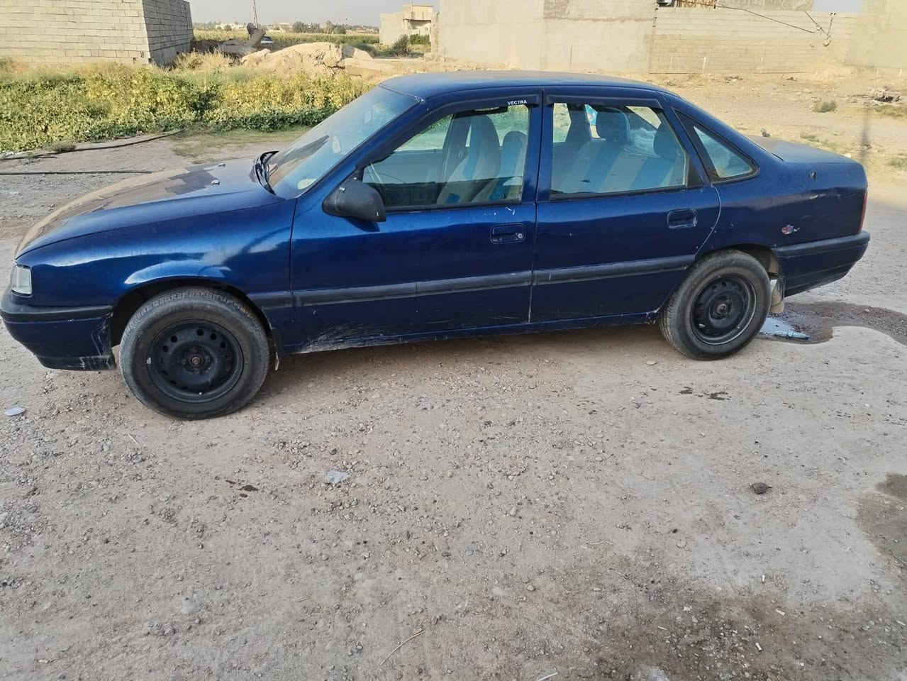 للبيع أوبل فكترا
🚗 أوبل فكترا، اللون أزرق غامق.للبيع سيارة اقتصادية، استعمال يومي، اللون أزرق غامق، مظهرها جيد بالنسبة لعمرها مع بعض آثار الاستخدام الطبيعية. السيارة جاهزة للمعاينة، والسعر قابل للتفاوض بالمعقول. للاستفسار يرجى التواصل.***********
