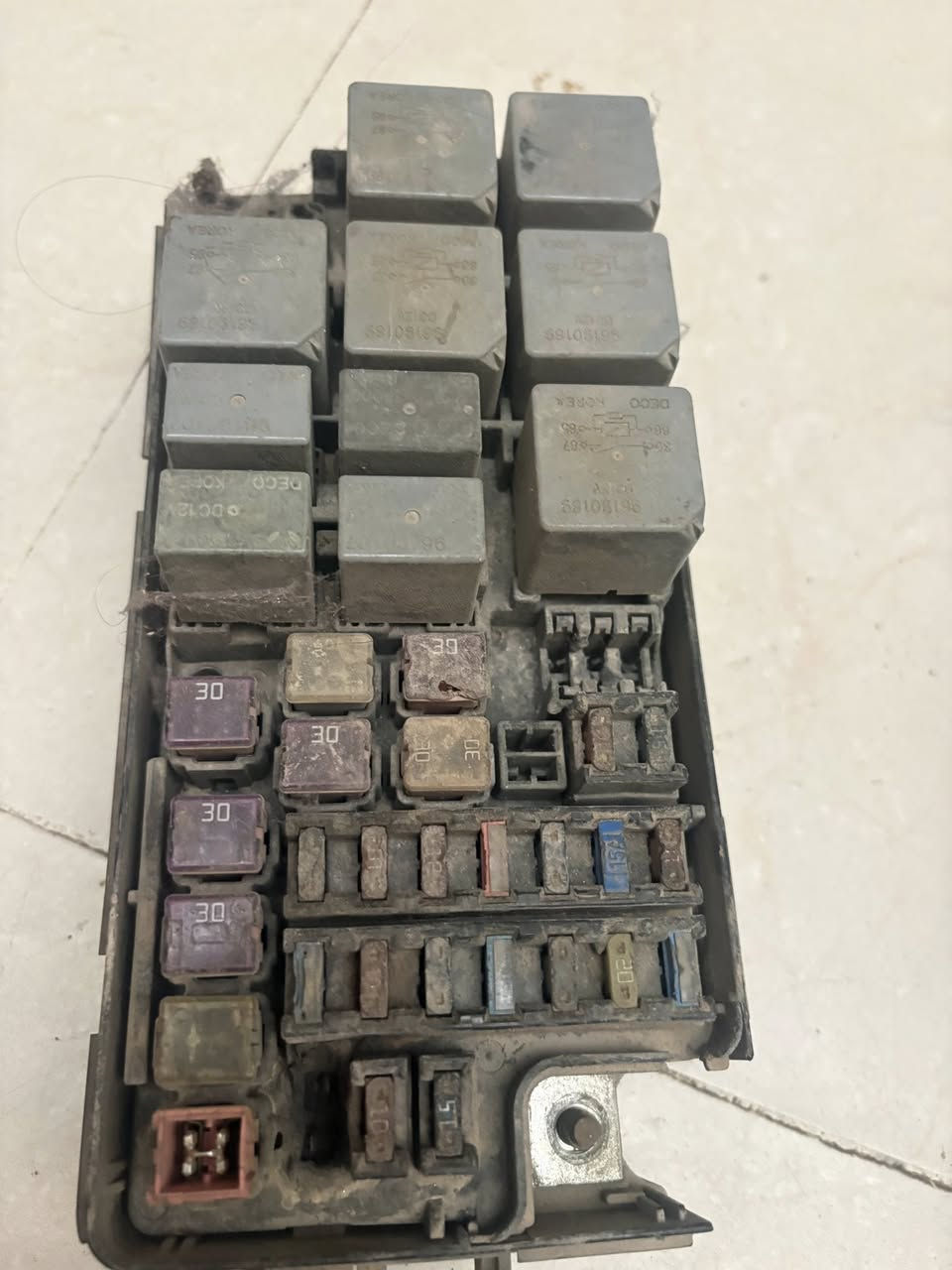 راوح عدد2 وحده بيهه فقط بوربرن سعر60

راديتر تبريد وبطل وصونده لا تصليح ولا ليك كلهن 60 الف
قاعده فيوزات10
قبغ مكينه15
4 كتفات ياباني كلهن 10
تخم واير 5
تخم بلك5 
فاكيوم5
فريز تبريد اصلي بدون تصليح ولا ليك 40
خرطوم شوته 5
*********** العنوان بغداد
