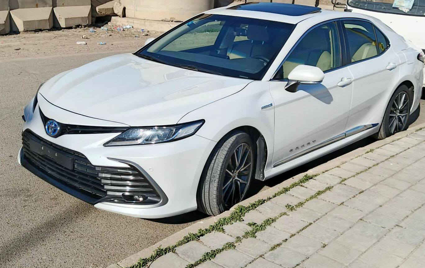 السلام عليكم 🫡
كامري خليجي وكالة عبد اللطيف جميل 
موديل 2023 
ماشية 75 
كفالة عامة وضع الشركة 
مكان السيارة بغداد 
للإستفسار 
☎️ ***********
📞***********
