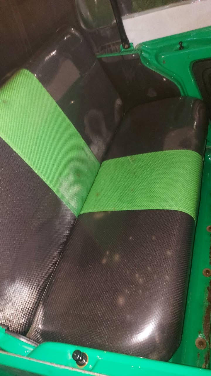 السلام عليكم تي في اس 21 رقم بغداد بسمي لا ضربه ولا صبغ عل وضع الشركه مكينه ممفتوحه يعني مكينه جديده العنوان بغداد الشعله الدوانم ***********
