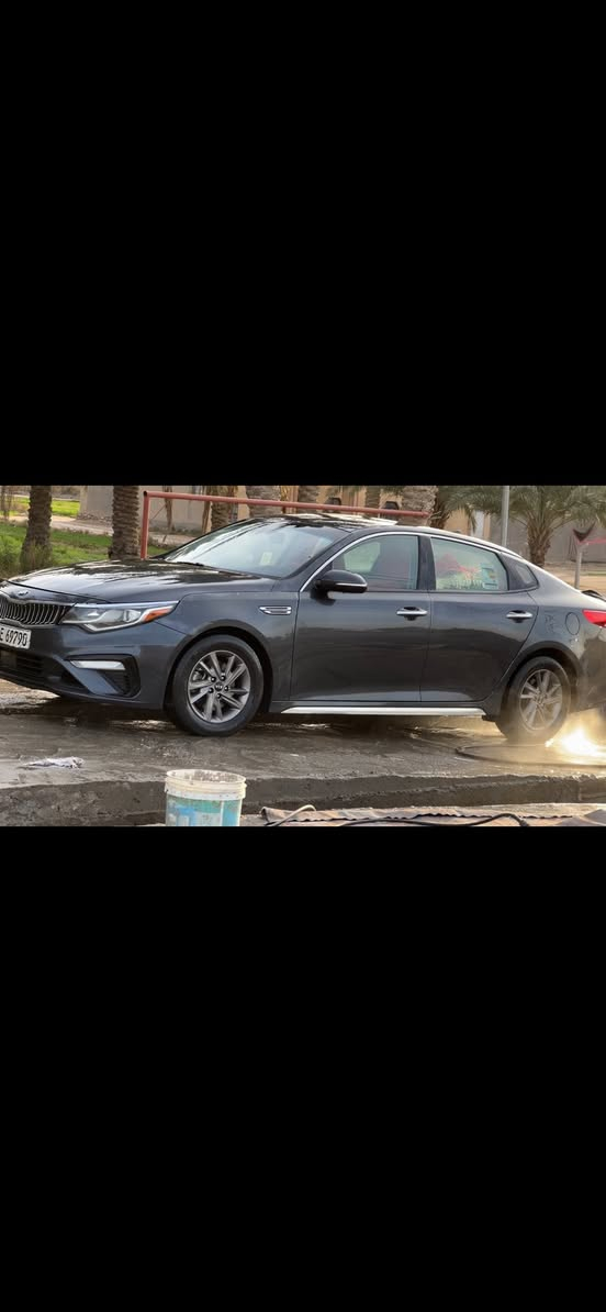 كيا —اوبتما 2020 رقم اريبل بأسمي مدوار ثاني يوم محرك وكير وحداديه فوول تخم تاير جديد بيع أو مراوس بأقل سعرها ١٣٠ وبيها مجال ضررها جاملغ وباب 
*********** 
***********مكلف بالنشر
